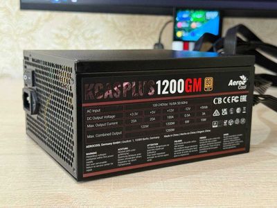AeroCool KCAS PLUS 1200GM 80+ GOLD Полумодульный Пломба Есть