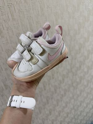 Кроссовочки nike для малышки