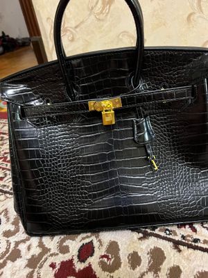 Сумка hermes носила 2-3 раза состояние как новая к