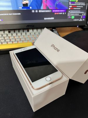 iPhone 8 Gold, 64 GB — Идеальное состояние