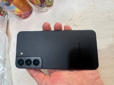Samsung s22 ozi.