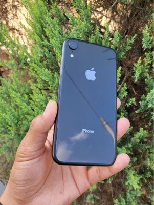 Iphone xr rangi black