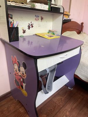 Детский столик для рисования и уроков