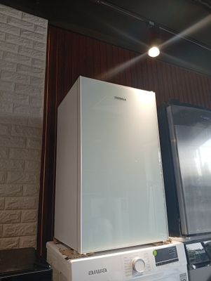 Mini holadilnik Aiwa 90 litr