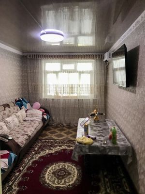 Квартира срочно сотилади жума шахрида