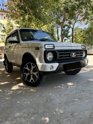 Продается автомобиль Niva urban