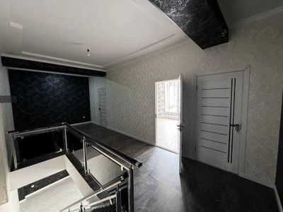 Коттедж в Мирабаде — авторский проект, 200 м², 2 сотки!