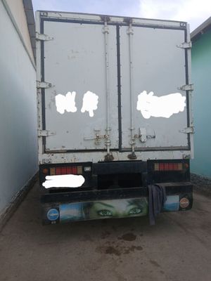 Isuzi kuzovfi sotoladi