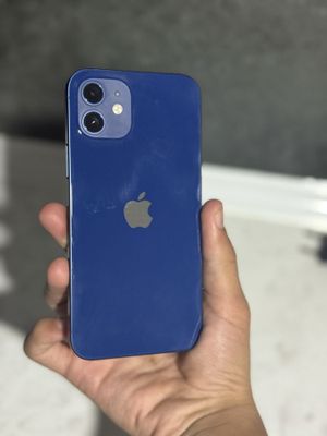 Iphone 12.