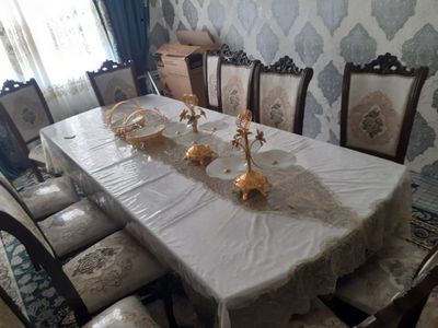 Stul stol sotiladi yangi narxi 2mln kelshamiz yangi angrendanman