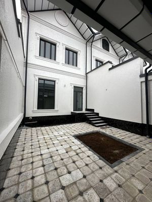 Срочно продаётся 5-х комн 1.7 сотик