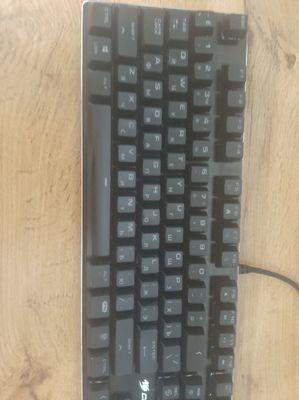 Игровая Механическая клавиатура и мышка с RGB подсветкой и Красны
