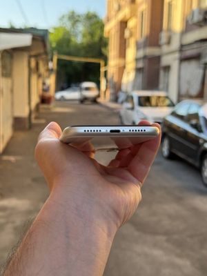 Iphone 11 ideal holatda