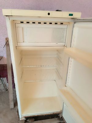 Холодильник Snaige