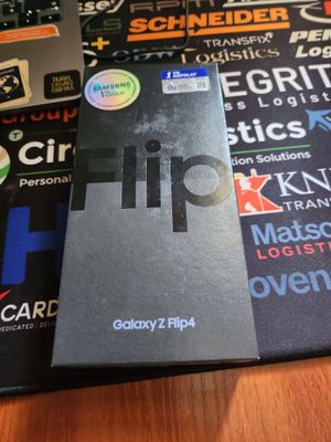 Samsung Galaxy Z Flip 4 8/128GB