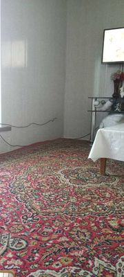 Qizlarga arendaga uy talabalar va ishlaydigan ayollarga
