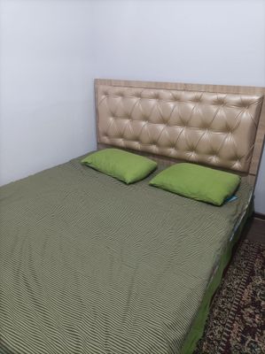 продается мебель (кровать и шкаф)