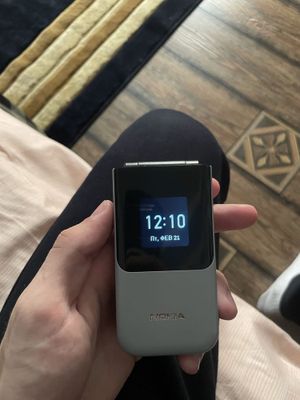 Nokia 2720 flip в отличном состоянии