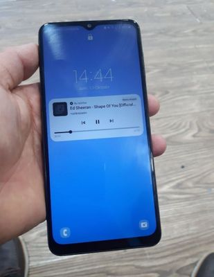 Samsung Galaxy A12