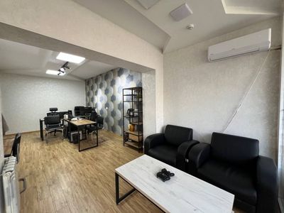 Yunusobod Shaxriston metro 40 m2 ofes ijaraga beriladi