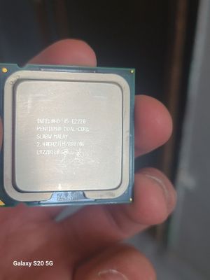 Intel. Pentium Dual-Core Sla8w MALAY 2.40 GHZ