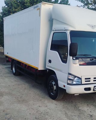 Isuzu sotiladi .