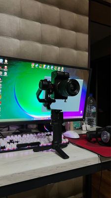 Sony a7iii + 2 ta obyektiv + ronin rs3 mini