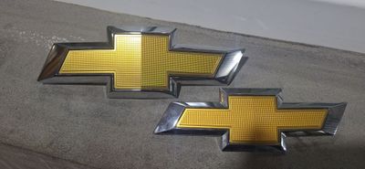 Tracker 2 oldi va orqa emblema sotiladi yang holatda original GM