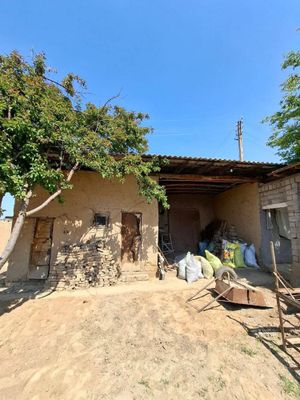 Yer sotiladi 3 sotix arentir Tashthermal sanatoryasi