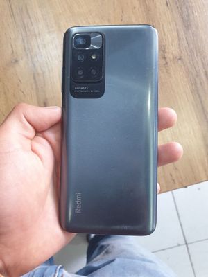 Redmi note 11 xotira 128ta lik Karobka bor aybi yoq