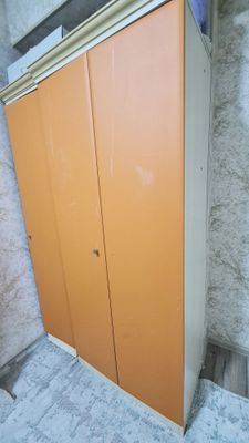 Detski bolalar shkafi yaxshi holatda arzon