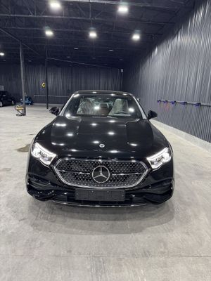 Mercedes-Benz E300