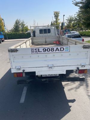Isuzu bort srochna sotiladi