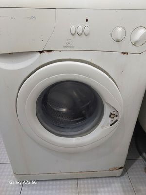 Продается! Стирал.машина indesit