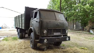 MAZ 5334 Gruzavoy sotiladi 1981 yil Yoqilgʻi turi Dizel Narhi 4000$