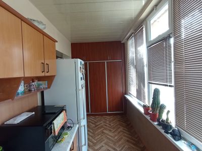 Продается 3 комнатная квартира г.Гулистан