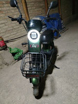 LG Skuter 50 km/s
