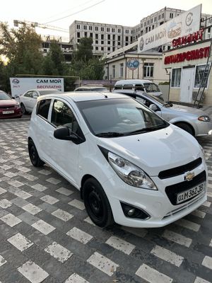 Spark yili 2020 2pazitsa
