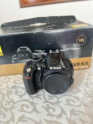 Nikon d 3100.
