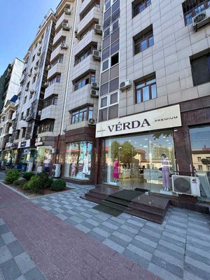 Продажа на ул Нукусская. 204м2 вдоль дороги.