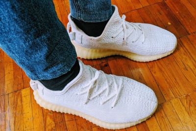 Кроссовки yezzy boost