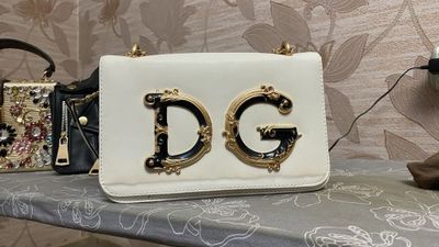 Сумка Dolce Gabbana и Dior по 50.000 каждая идеальное состояние