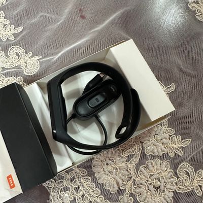 Redmi qo’l soat