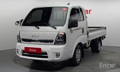 Kia Bongo 2024 Sariq salon Koreadan zakazga obkeberamiz Eʼlonni oʻqing