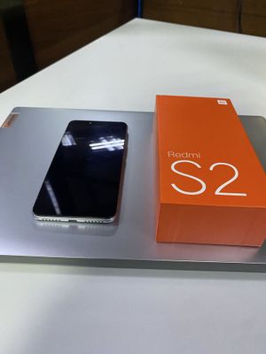 Продаётся Redmi S2 4/64GB Global Version в отличном состоянии