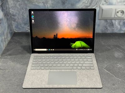 Microsoft surface laptop 3 i7-10gen / 16 / 256 SSD M2