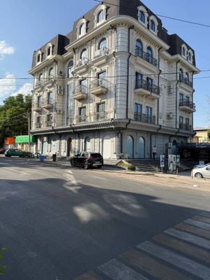 Новостройка / Продаётся 323м2 нежилое / Готовый Арендатор