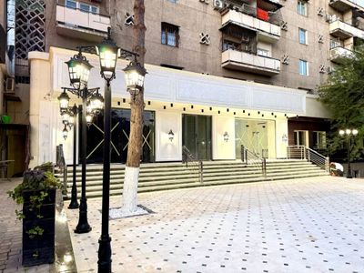 ВДОЛЬ ДОРОГИ Адрес Мирабадский район Французской Посольство