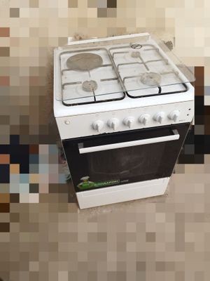 Gaz plita sotiladi