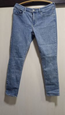 Levis skinny 711